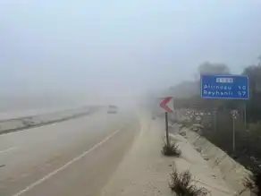 Altınözü'nde Sis, Ulaşımı Felç Etti!