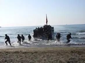 İskenderun'da Amfibi Eğitimi Gerçekleştirildi