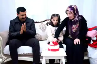 Depremzede Zümra'nın Doğum Günü Kutlaması