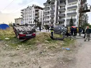 Dörtyol'da Trafik Kazası: 3 Yaralı