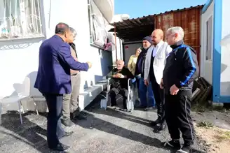 Engelli Vatandaşa Yol Desteği: Hatay Belediyesi'nden Asfaltlama Çalışması