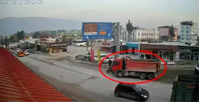 Hatay'da Motosiklet Kazası: Sürücü Hayatını Kaybetti