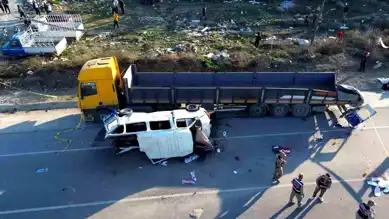 Hatay'da Minibüs Kazası: 6 Ölü, 8 Yaralı