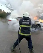 Güneydoğu'da Park Halindeki Araçta Yangın