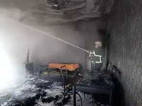 Ev Yangını: 3 Kişi Yaralandı