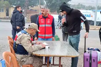 Suriyeliler Hatay'dan Ülkelerine Dönüyor