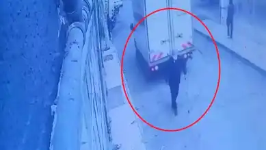 Hatay'da Yaşlı Adam Kamyonet Kazasında Yaralandı