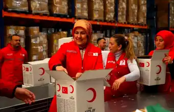 Kızılay'dan Depremzedelere Kış Desteği Devam Ediyor