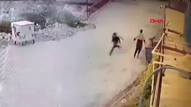 10 Yaşındaki Çocuk Patpata Çarpıp Hafif Yaralandı