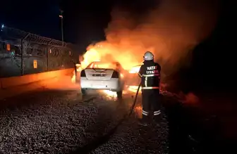 Reyhanlı'da Otomobilde Yangın!