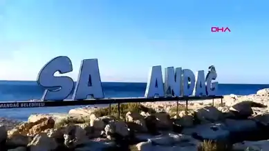 Samandağ Sahil Sembolü Rüzgarda Kırıldı!