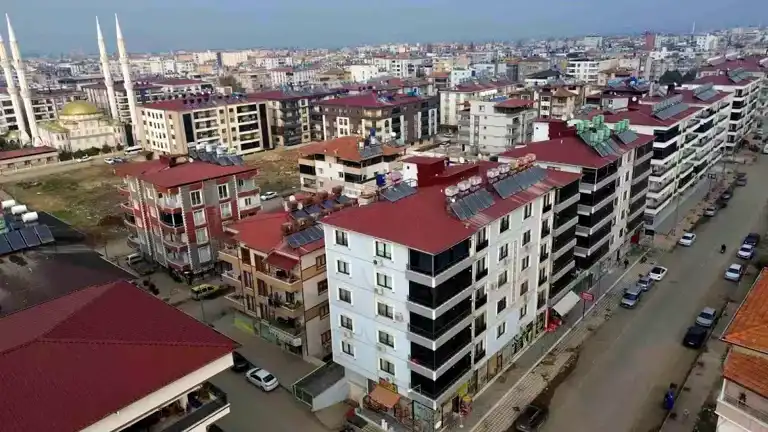 Reyhanlı'da Kira Fiyatları Düşüyor! Suriyelilerin Dönüşü Etkili Oldu