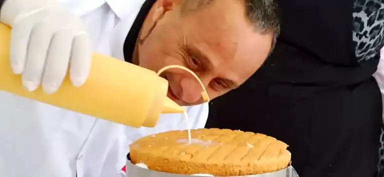 Down Sendromlular Yeni Yıl Pastası Yaptı