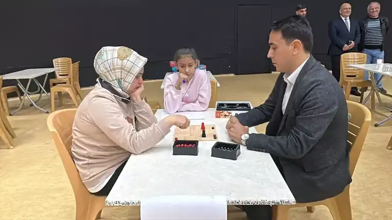 Öğretmenler Günü'nde Zeka Oyunları Turnuvası