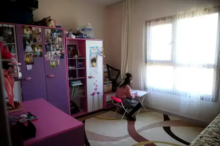 Deprem Yalnız Bırakan Esma Eda'nın Yeni Hayatı
