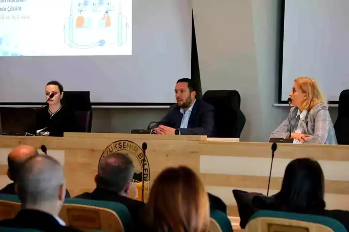 Hatay Belediyesi, 153 Beyaz Masa ile İletişimi Güçlendiriyor