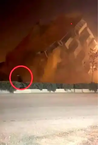Hatay Defne'de Bina Yıkımı Panik Yarattı