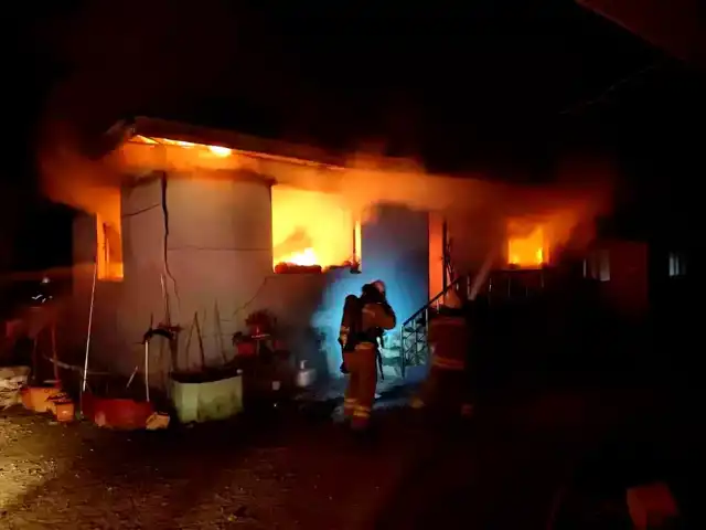 Hatay Dörtyol'da Ev Yanarak Küle Döndü