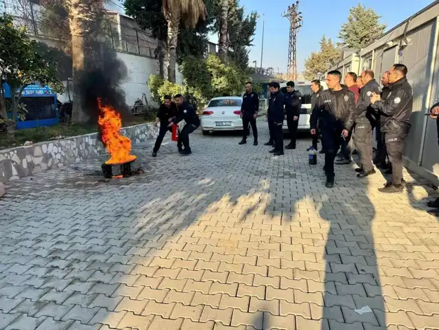İtfaiye, Polis Personeline Yangın Eğitimi Verdi