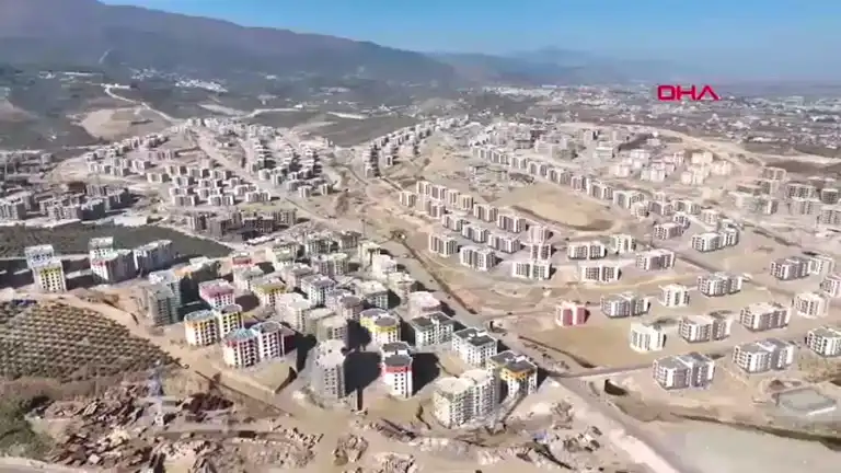 Hatay'da Deprem Konutları İnşaatı Tam Gaz Devam Ediyor