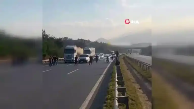 Otoyol Yarışı: 24 Motorcuya 523 Bin TL Ceza!